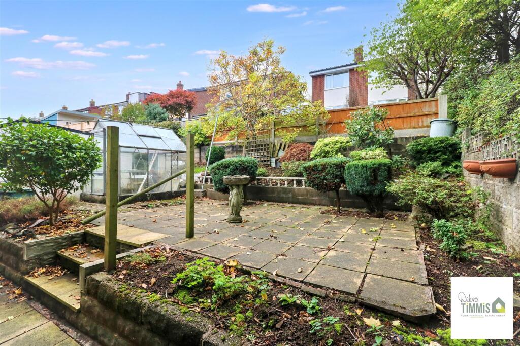 House in Stoke-on-Trent, Baddeley Green - View 5