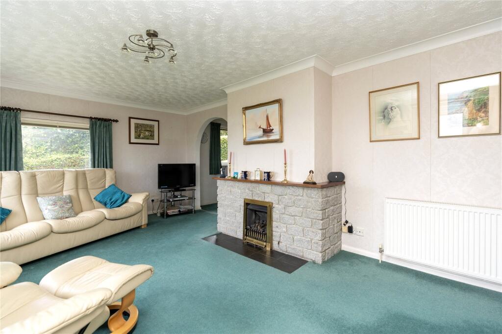 Pengwell, Newlyn, TR18 photo 4