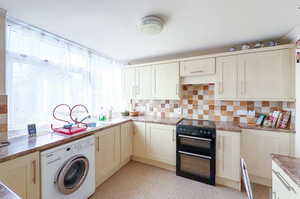 House in Arun, Rustington - View 5