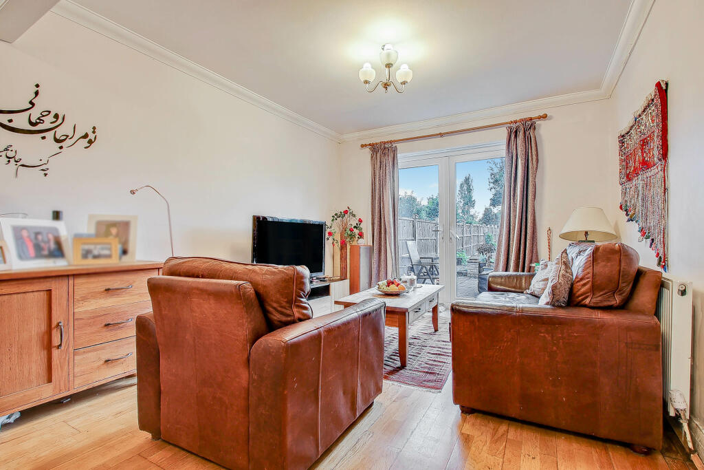 House in Southall - View 3