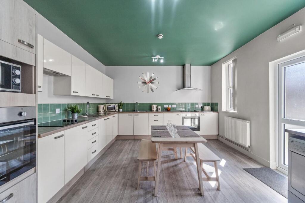 Main image of property: Queen Anne Terrace, Plymouth