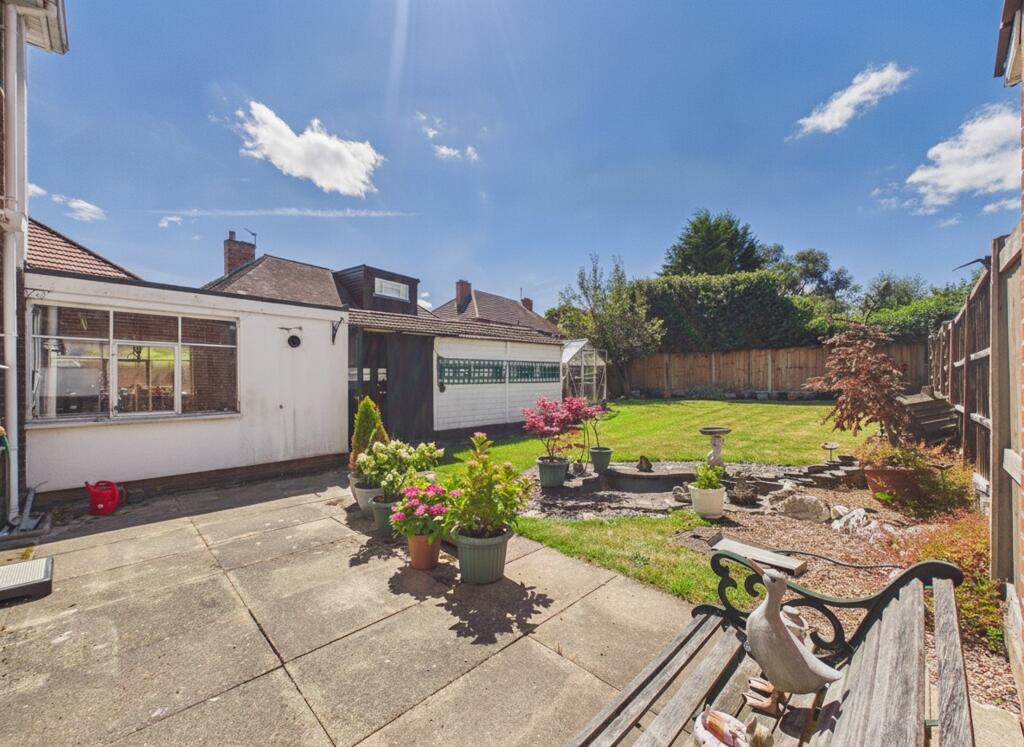 Whitecrest, Great Barr, Birmingham, B43 photo 3