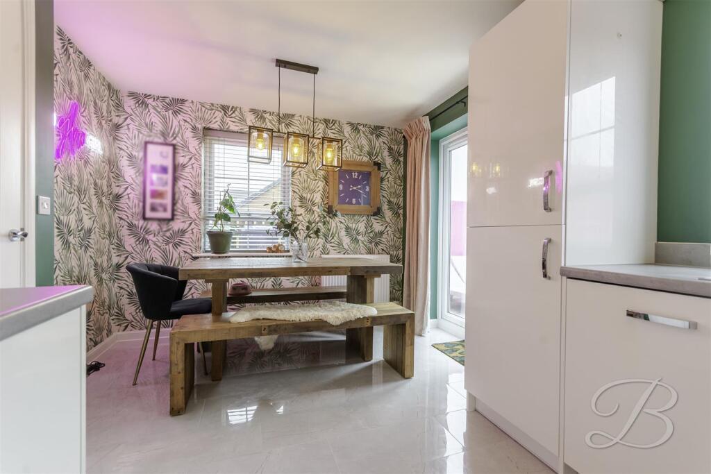House in Mansfield, Berry Hill - View 2