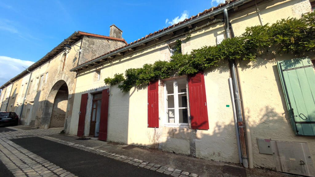 Main image of property: Poitou-Charentes, Vienne, Usson-du-Poitou