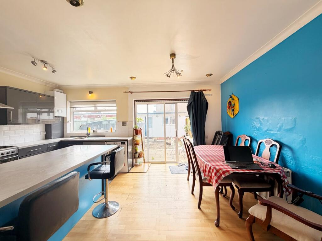 House in London - View 4