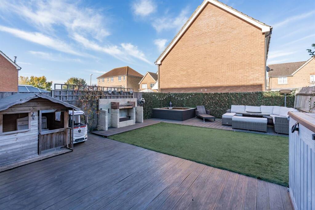 Thistle Drive, Whitstable photo 3