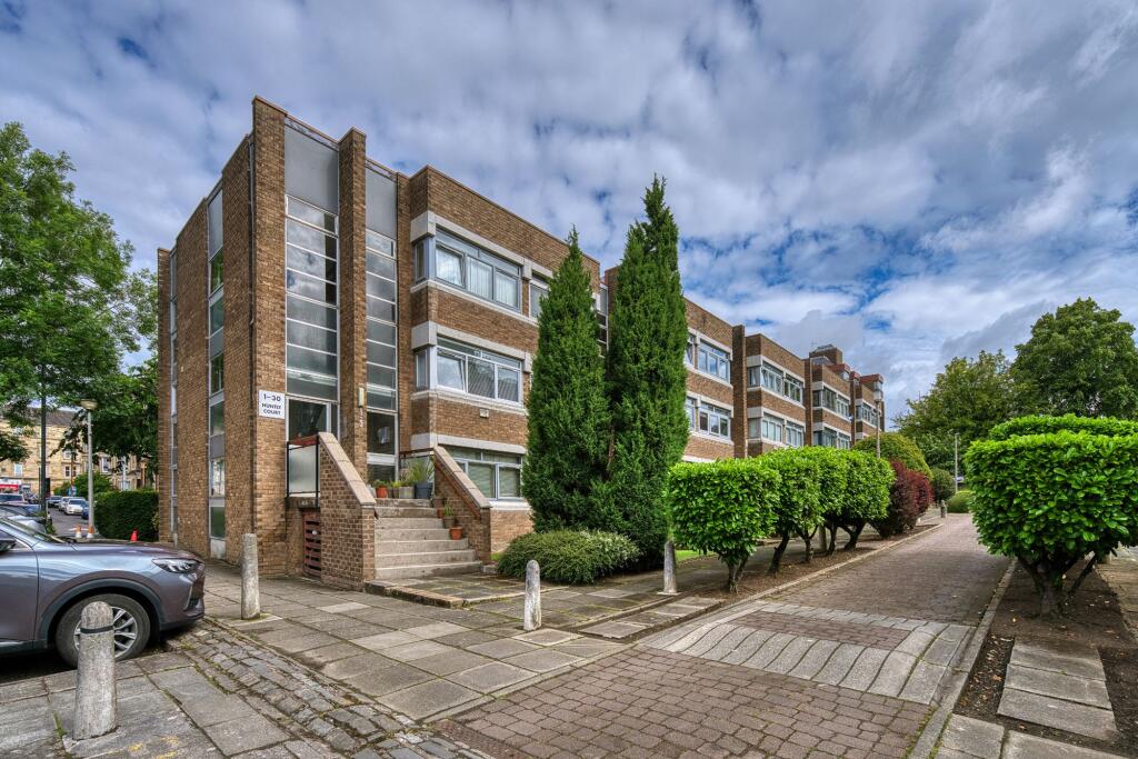Main image of property: Huntly Court, Dirleton Place, Shawlands, Glasgow, G41
