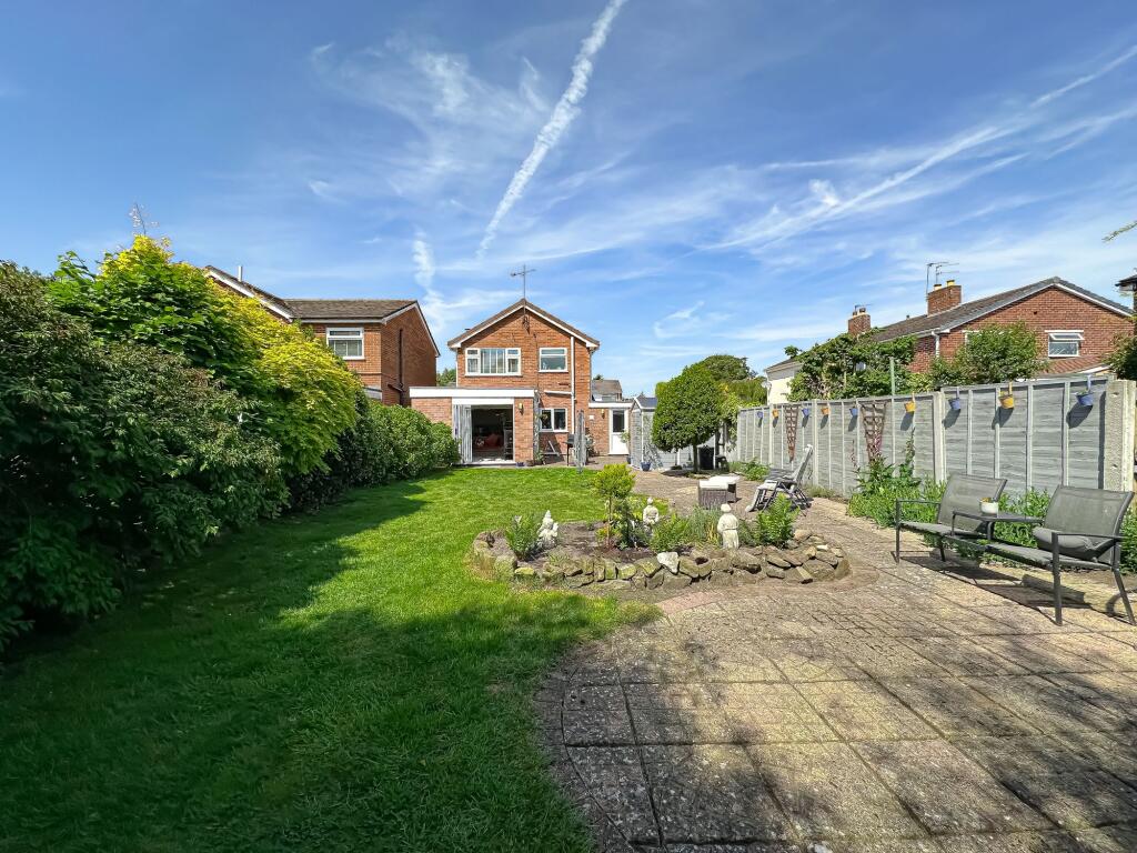 House in Heswall, Liverpool City Region - View 4