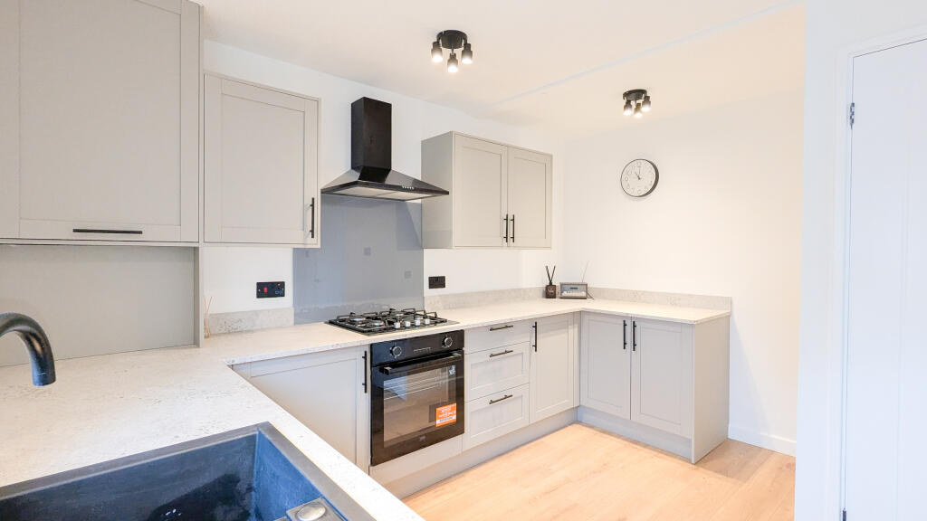 Cramond Way, Broomlands, Irvine, North Ayrshire photo 2