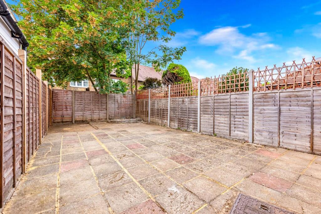 House in London - View 4