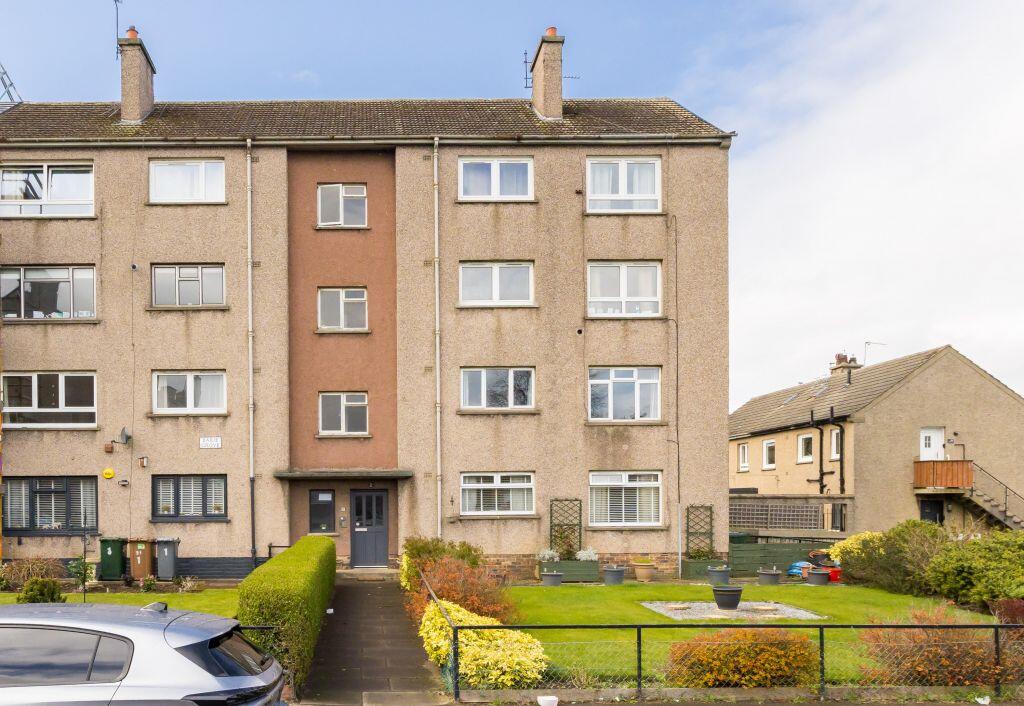 Main image of property: 2/4 Bailie Grove, Brunstane, EH15 3BS