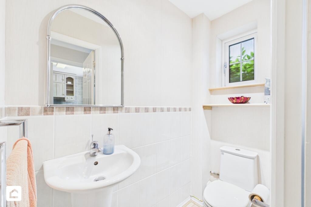 House in Tonbridge - View 4