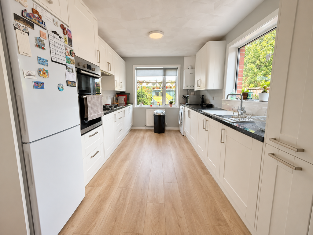 House in Southampton, Western Docks, Shirley - View 4