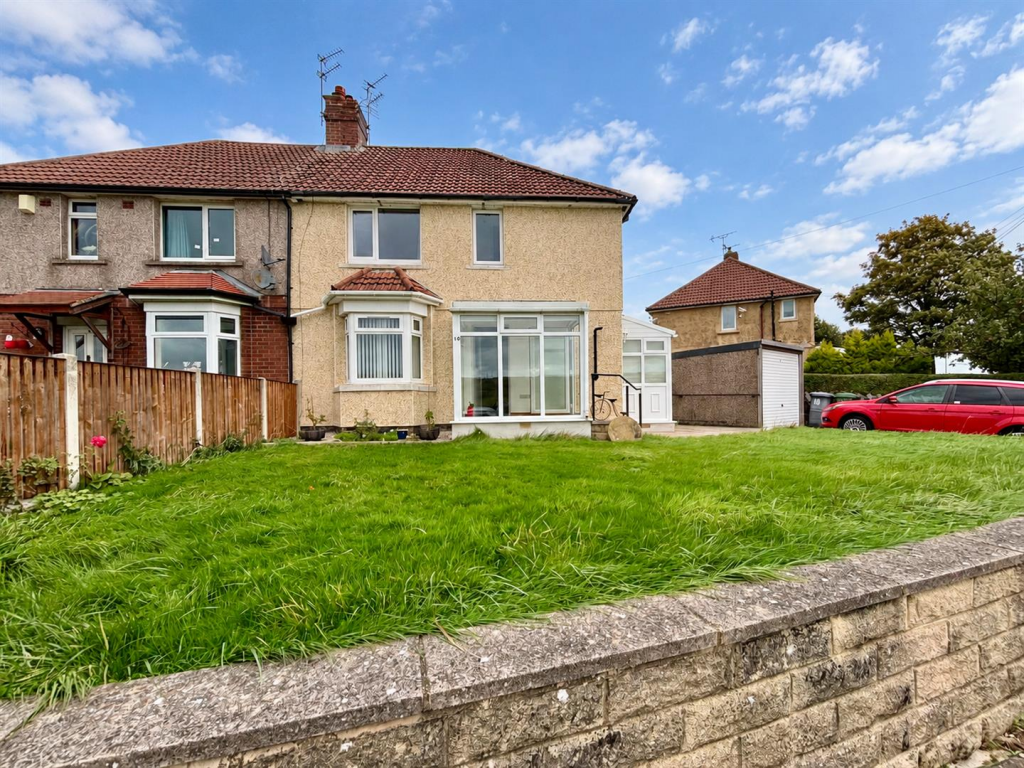 3-bed semi-detached on Heys Avenue, Thornton, Bradford, £180,000