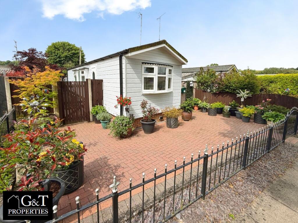 Main image of property: Hinksford Mobile Home Park, Kingswinford
