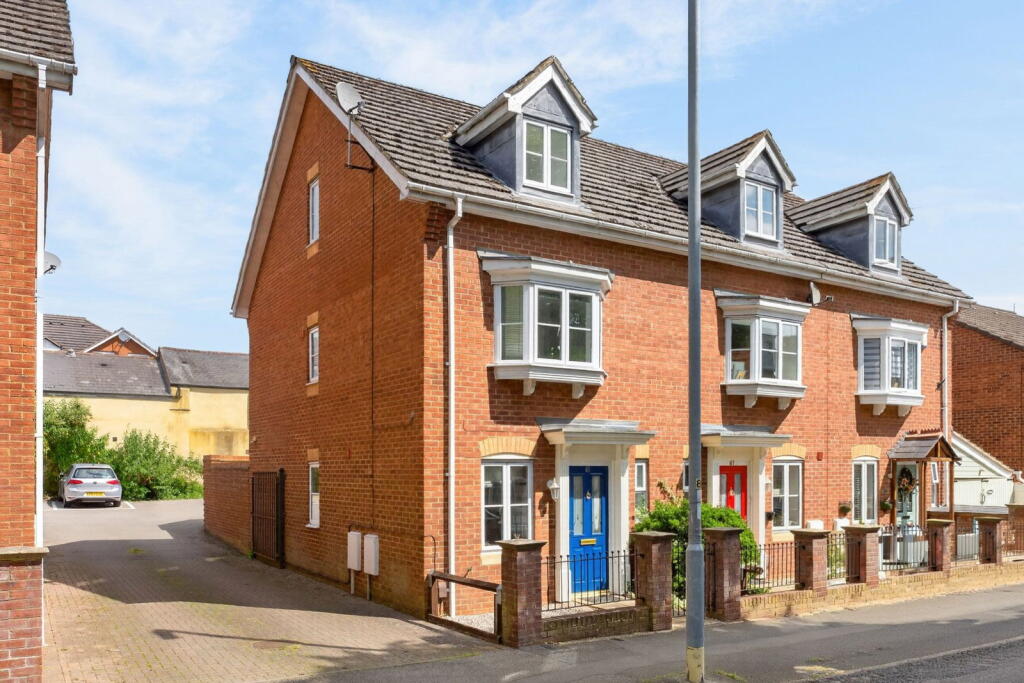 Main image of property: St.Peters Avenue, Kettering, NN16