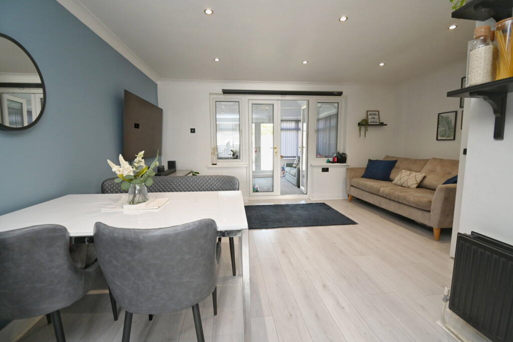 Peasehill Close, Barnsley, S70 1NY - View 5