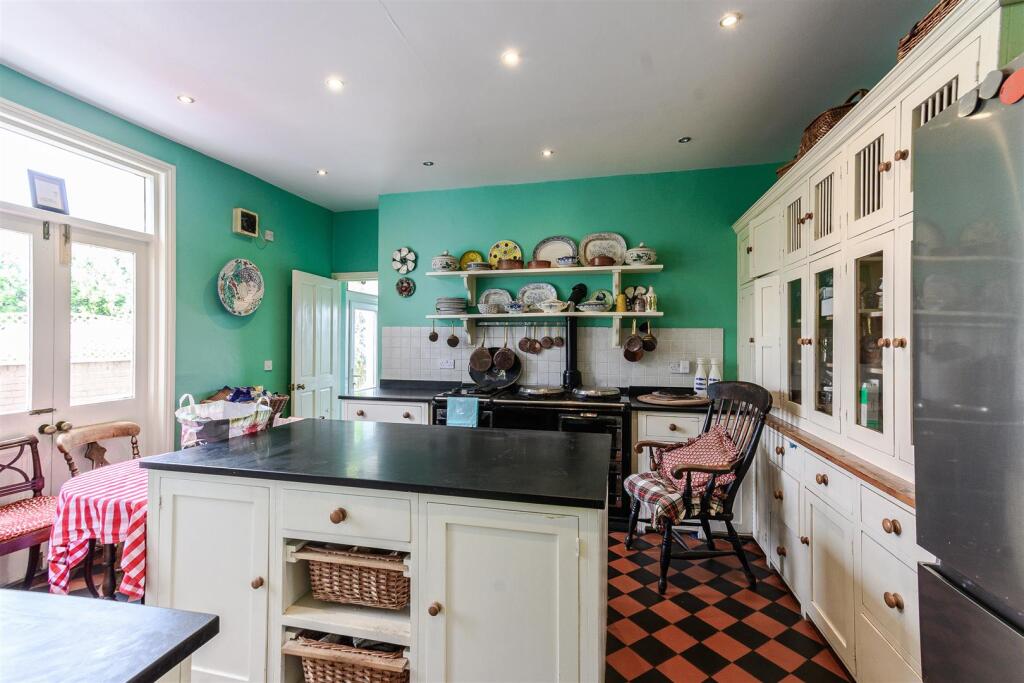 House in Cardiff - View 4