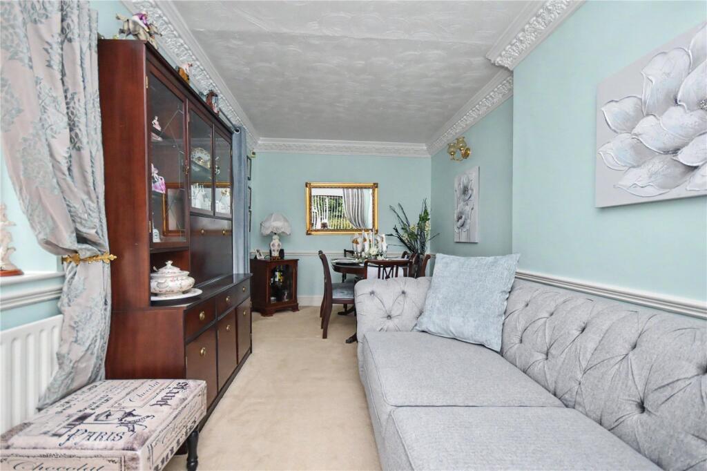 House in Leeds, Kippax - View 4