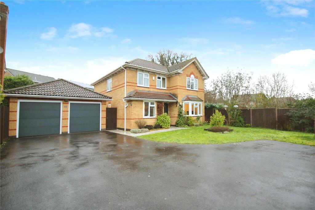 Main image of property: Vicarage Wood Way, Tilehurst, Reading, RG31