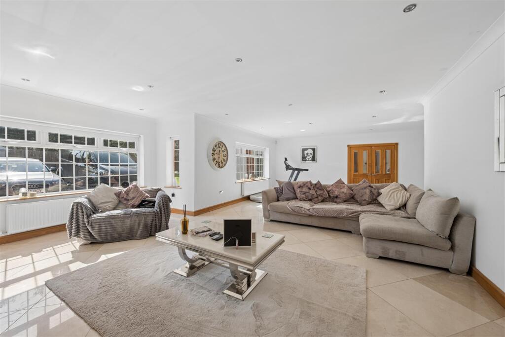 House in Knowsley - View 4
