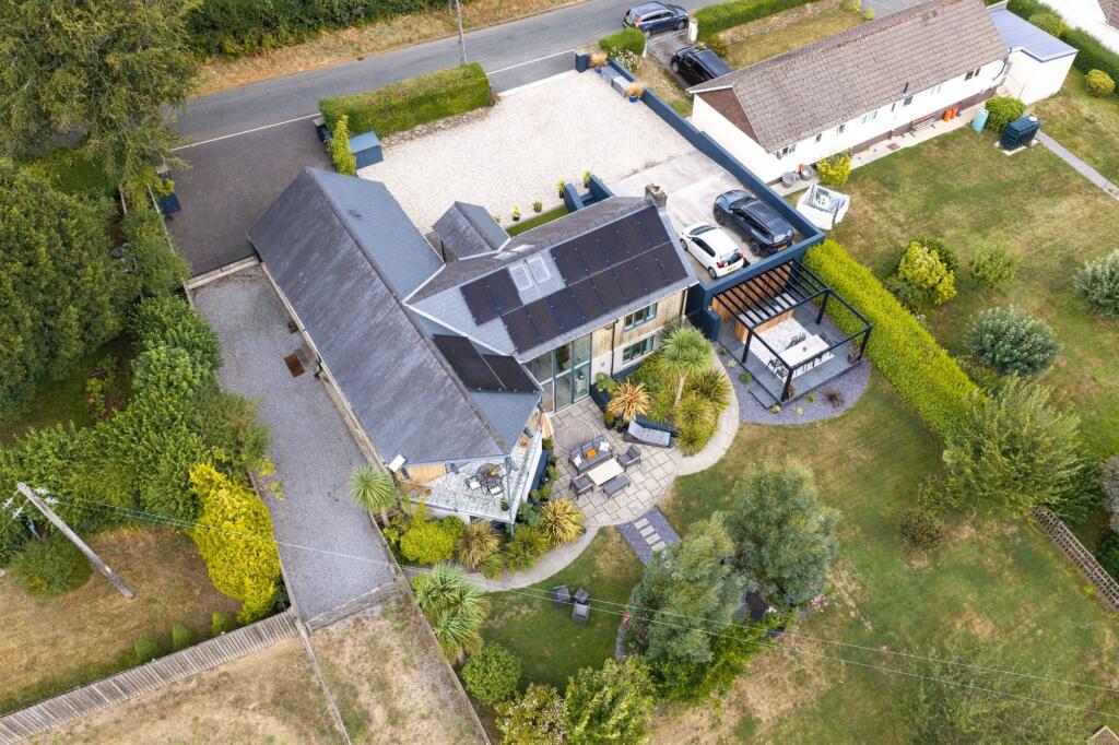 House in Swansea - View 4