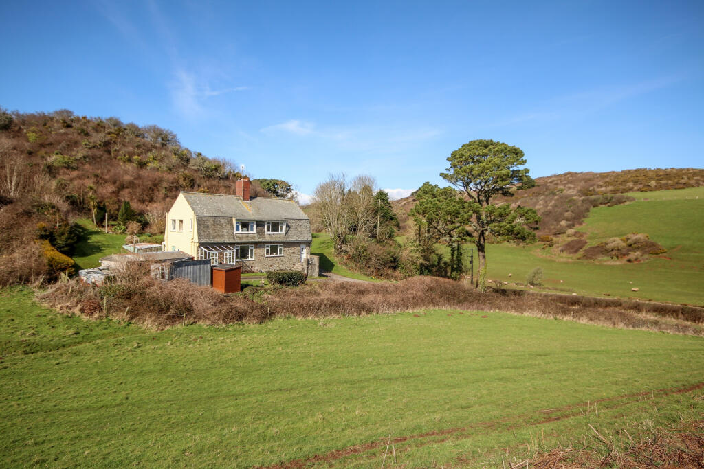 3-bed semi-detached on Bolberry Road, Hope Cove, £450,000