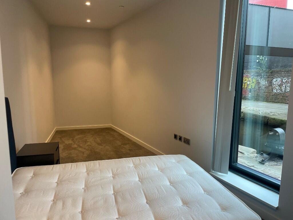 Apartment in Manchester - More