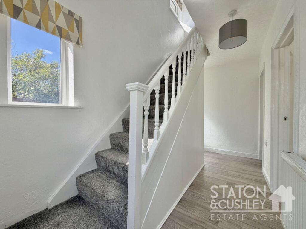 House in Ashfield, Sutton in Ashfield, Nottinghamshire - More