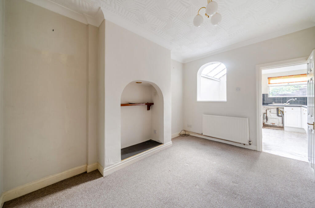 House in Beverley, East Riding of Yorkshire - View 4