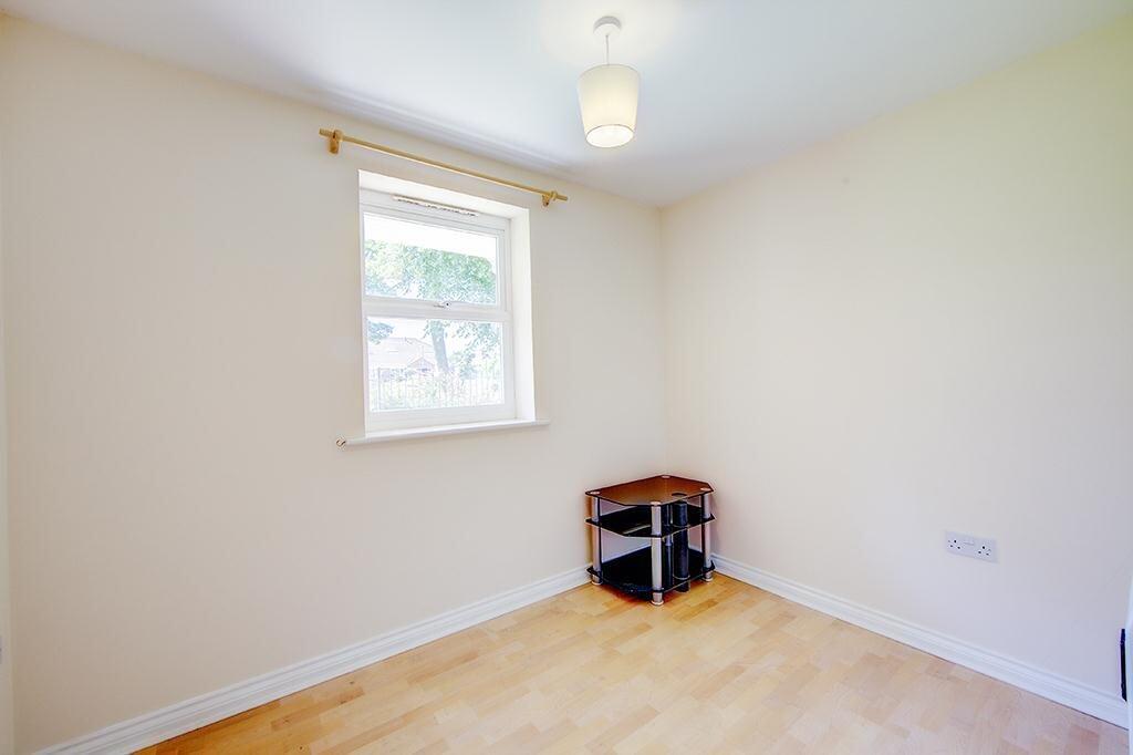 Apartment in Newcastle upon Tyne - More