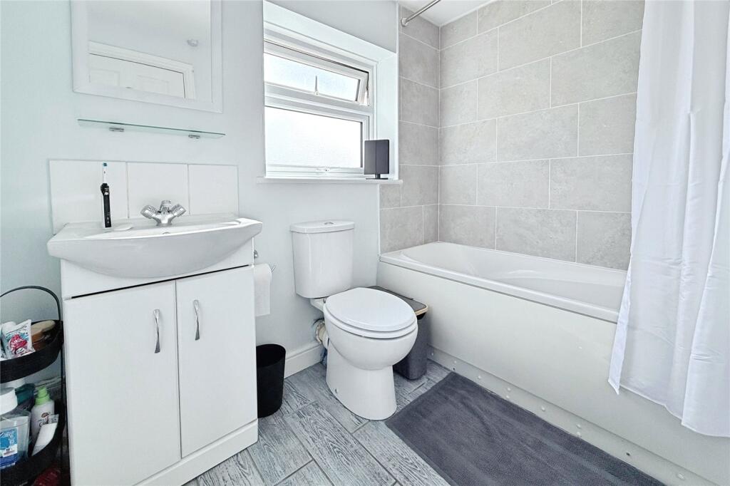 Additional image 13 of Avonfield, Holt