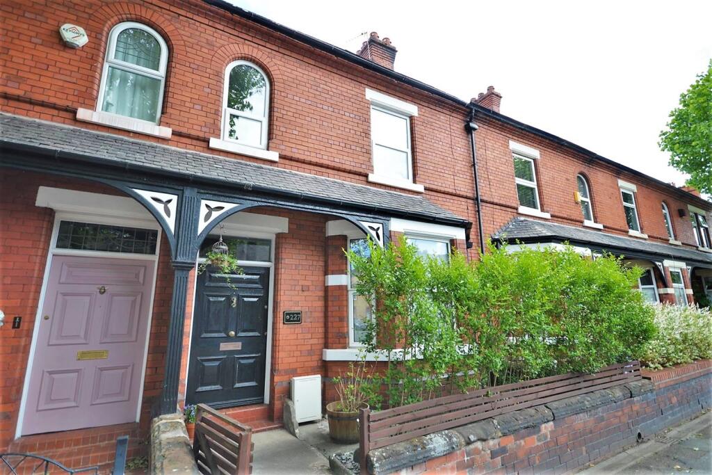 Main image of property: Wilderspool Causeway, Warrington