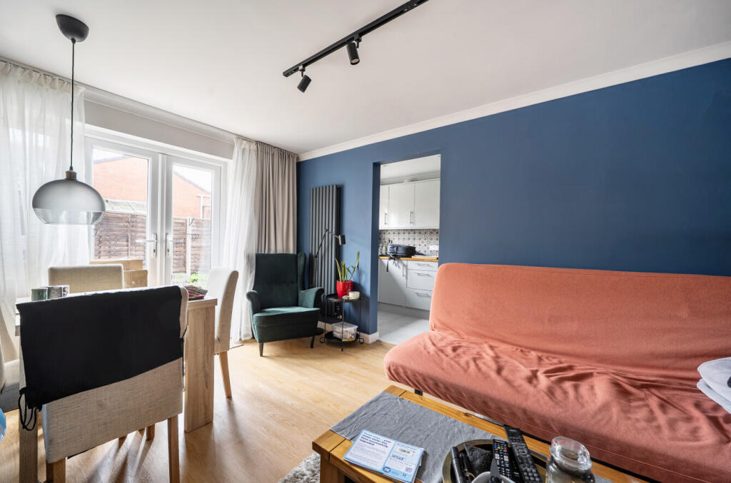 Apartment in Southampton, Nursling and Rownhams - More