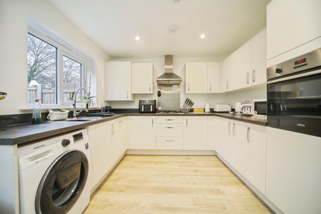 Muntjac Gardens, Stowmarket, Suffolk, IP14 photo 2