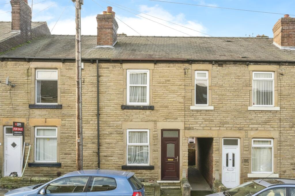 2-bed terraced on Avenue Road, Wath-Upon-Dearne, Rotherham, £90,000