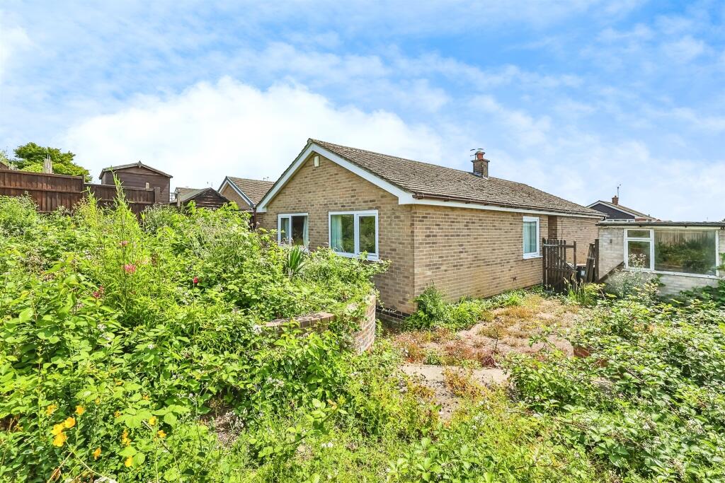Foxglove Road, Newthorpe, Nottingham photo 4