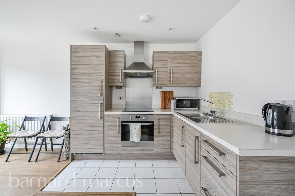 Main image of property: Broadwater Road, London