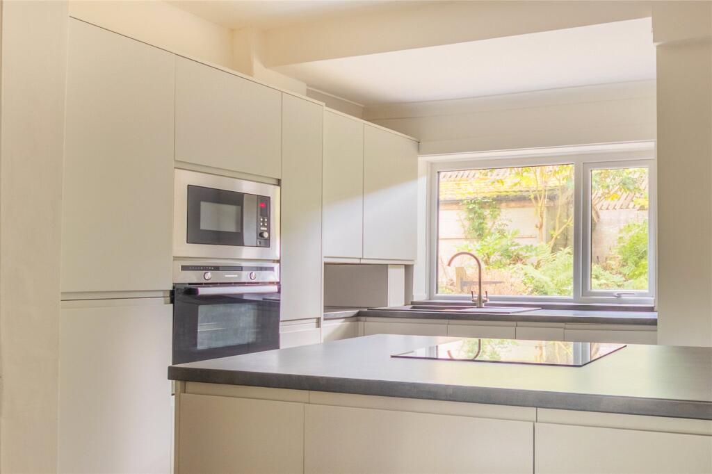 Mill Lane, Royton, Oldham, Greater Manchester, OL2 photo 3