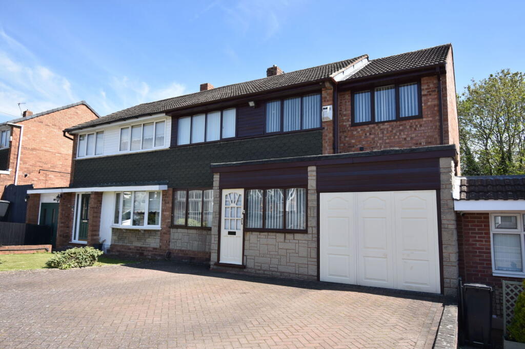 4-bed semi-detached on Madeley Road, Kingswinford, DY6 8PF, £300,000