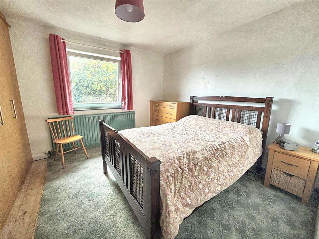 House in Weston-super-Mare, North Somerset - More