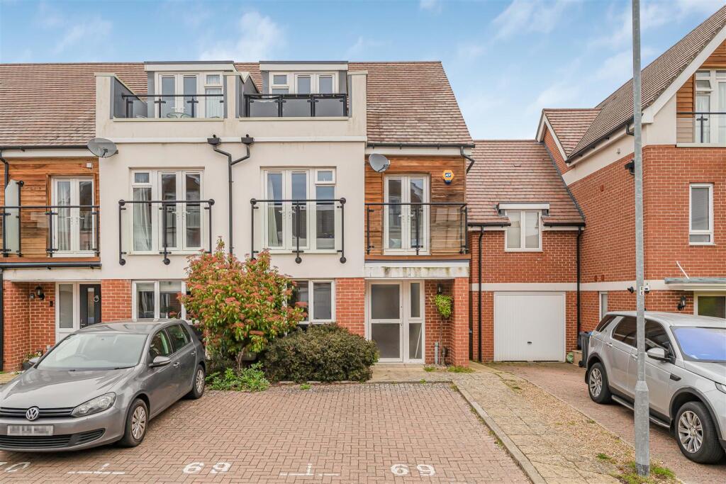 Main image of property: Lindsey Drive, Maidenhead, SL6
