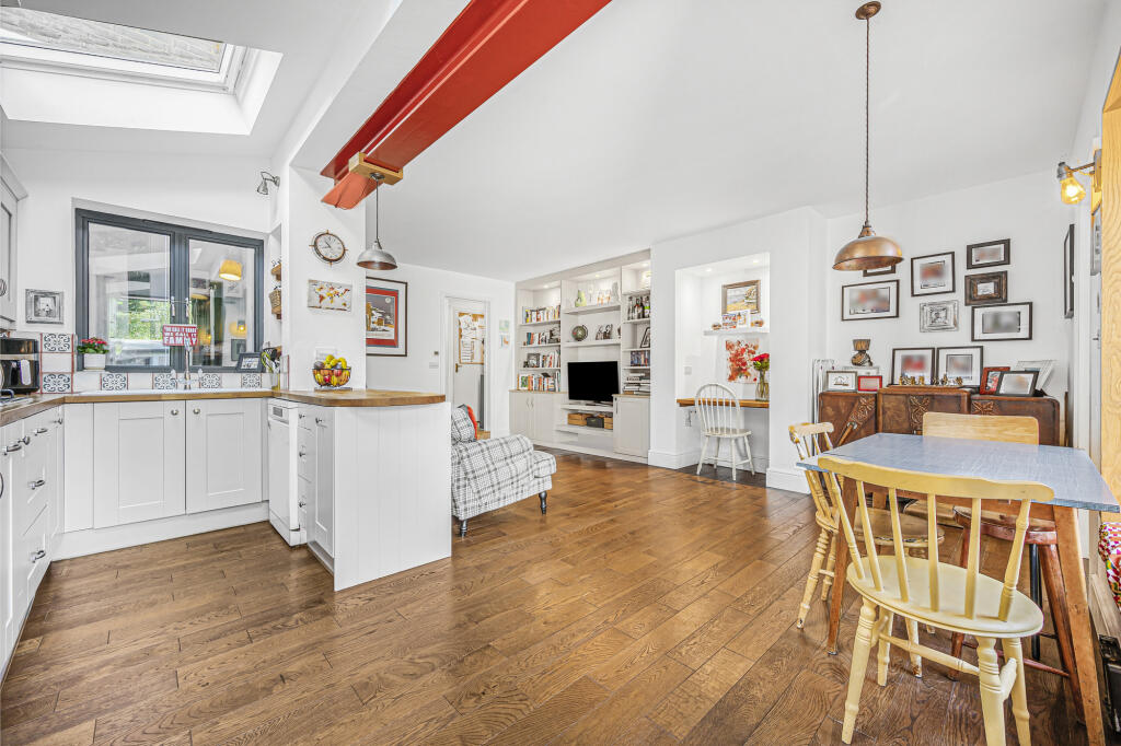 Main image of property: Lordship Lane,  East Dulwich, SE22