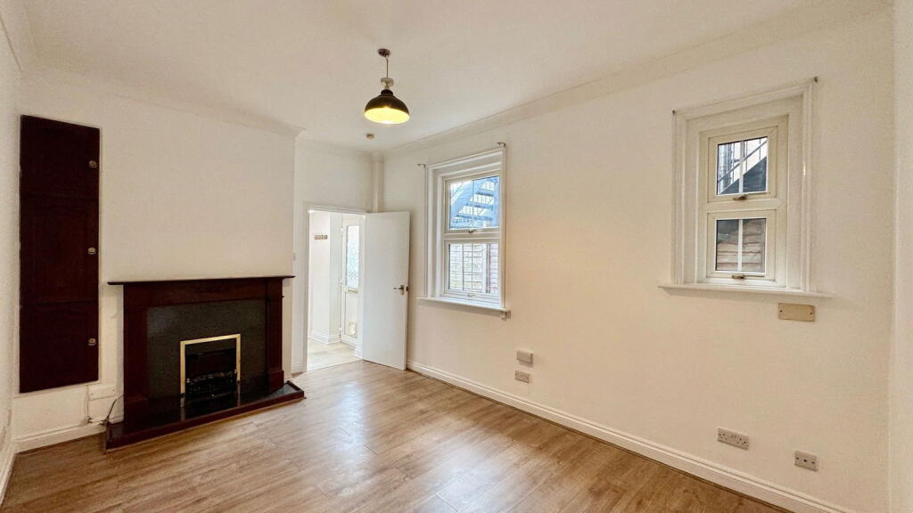 Craven Road, Newbury, RG14 5NE - View 4