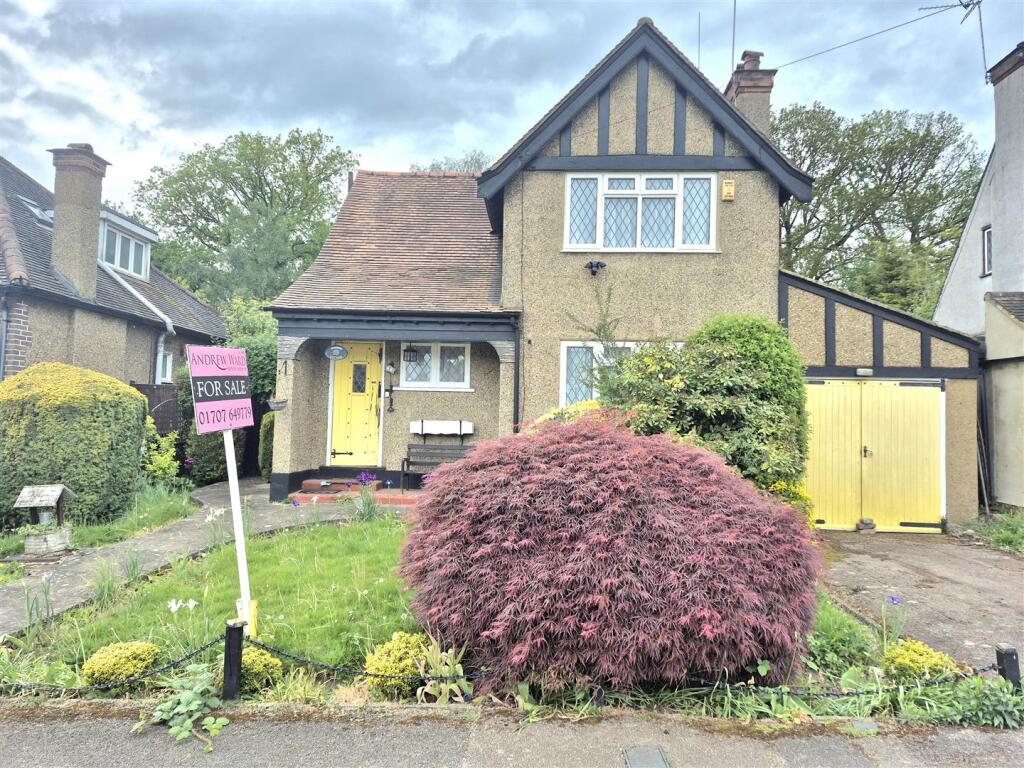 Main image of property: The Meadway, Cuffley