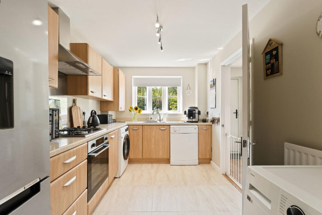 House in Salisbury - View 3