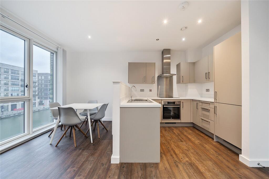 Apartment in London - More