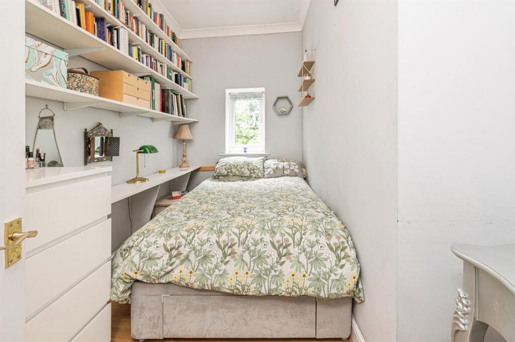 House in Huddersfield, Rashcliffe, Primrose Hill - View 5