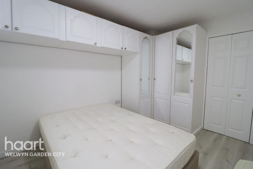 Additional image 17 of Orchard Mead, Hatfield