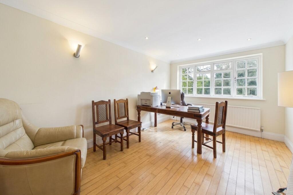 House in Norwich - More